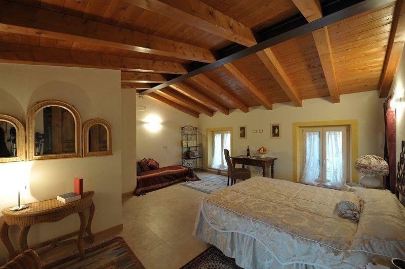 B&B Villa Roncatti Парона-ди-Вальполичелла Экстерьер фото